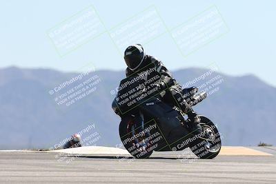 media/Oct-13-2025-Moto Forza (Mon) [[a66d839500]]/3-B Group/Session 4 (Turn 9)/